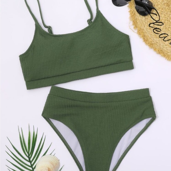 Green Ribbed Bikini Set - Picture 5 of 10